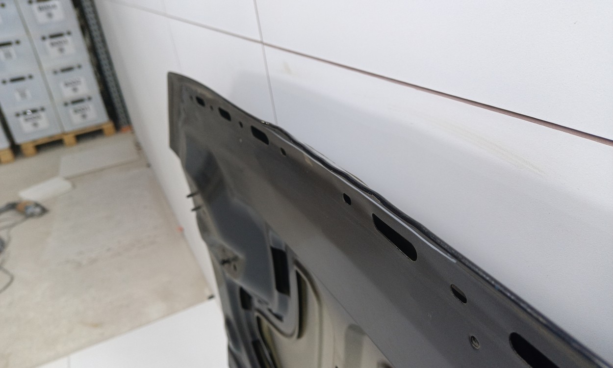 Капот Audi Q3 2