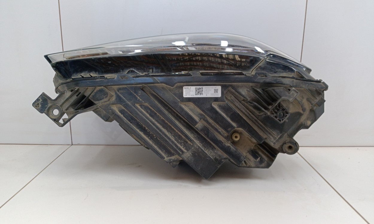 Фара передняя правая Geely Monjaro LED