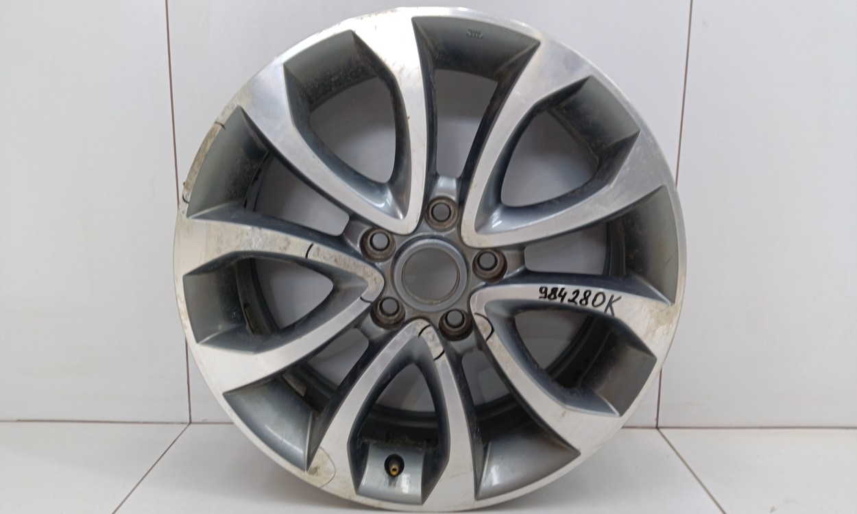 Диск колеса литой Nissan Juke R17