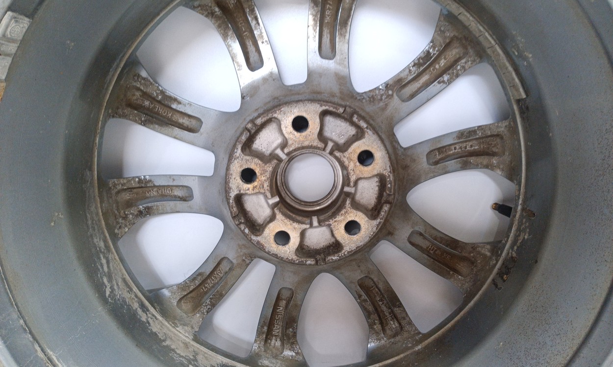 Диск колеса литой Nissan Juke R17