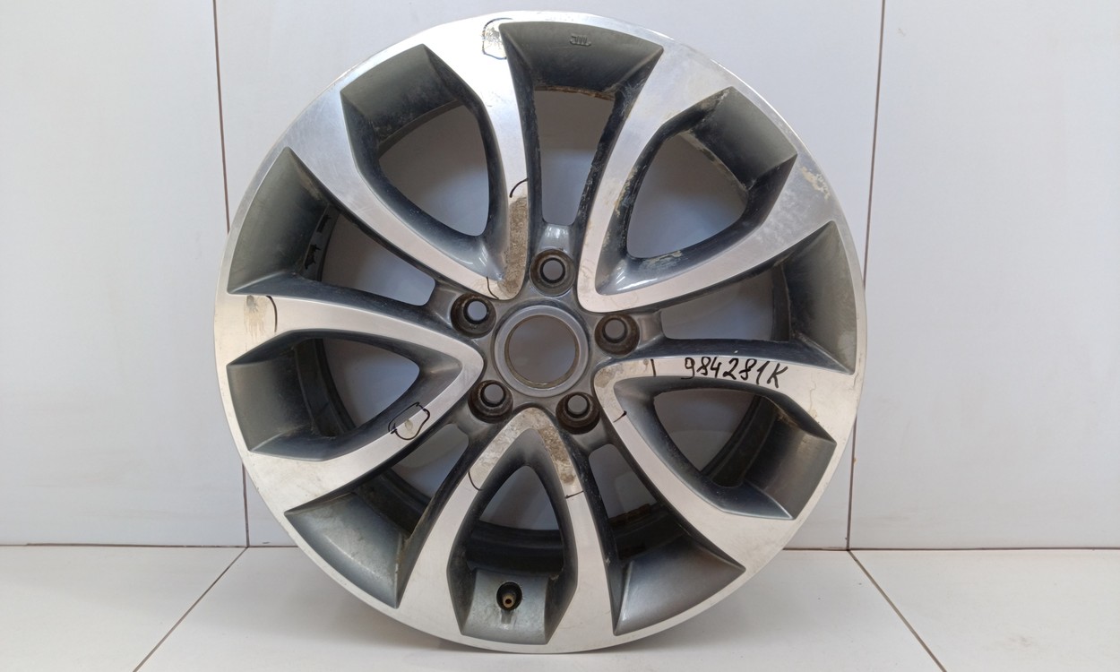 Диск колеса литой Nissan Juke R17