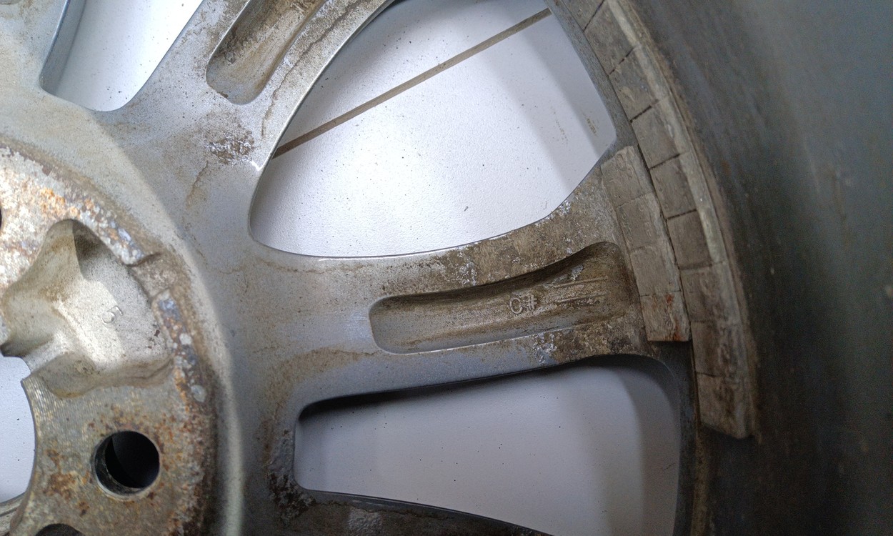 Диск колеса литой Nissan Juke R17