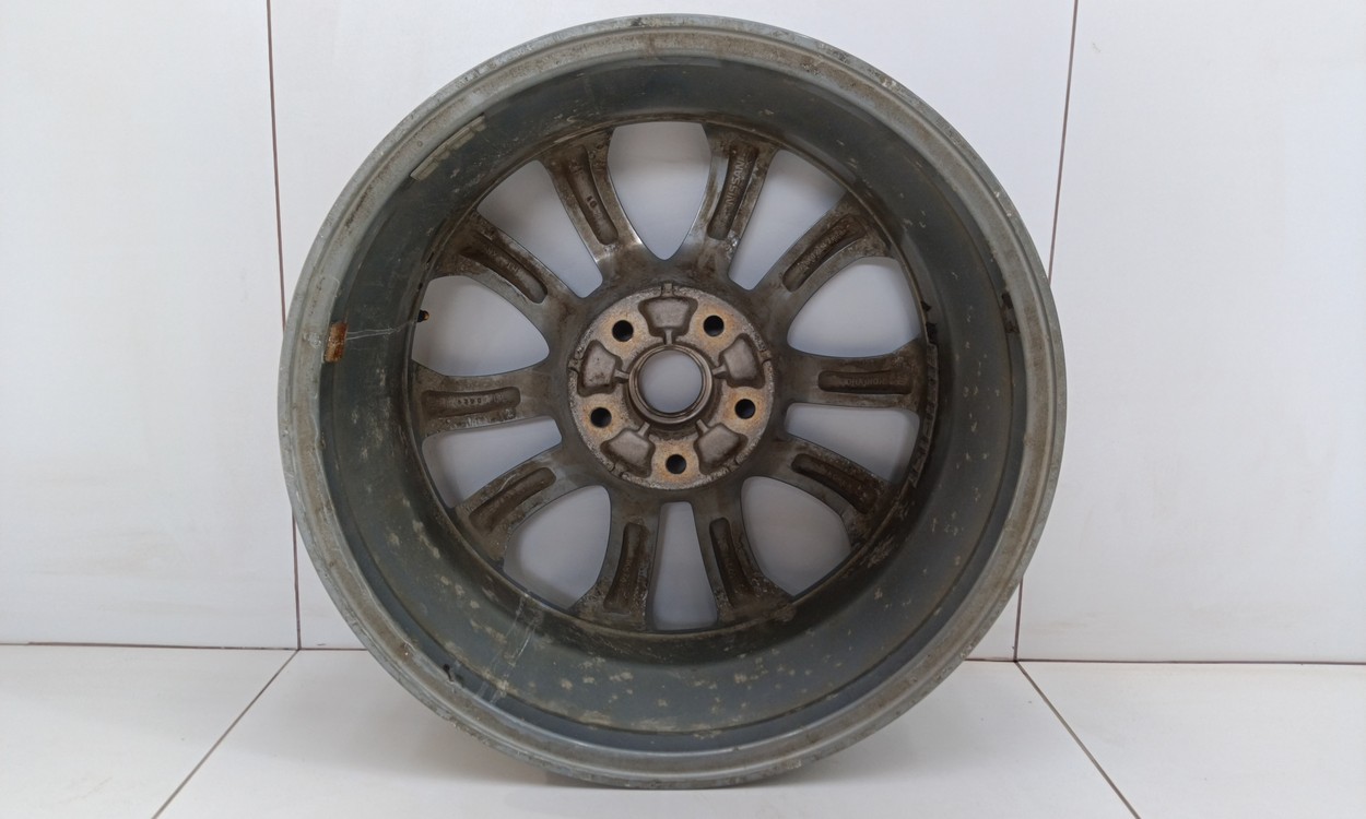 Диск колеса литой Nissan Juke R17
