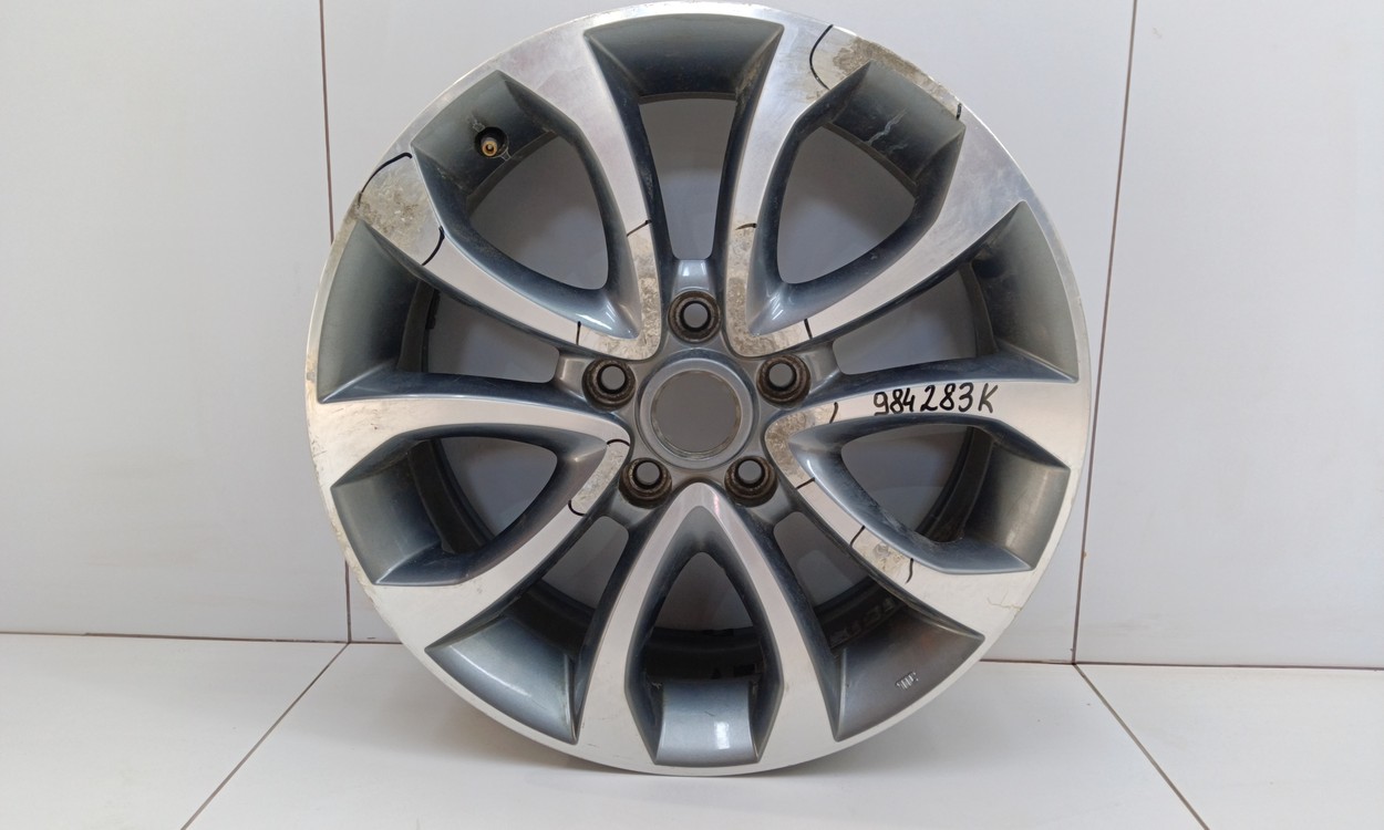 Диск колеса литой Nissan Juke R17