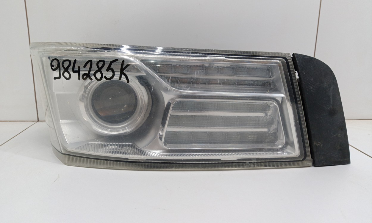 Фара передняя правая Камаз 54901 LED