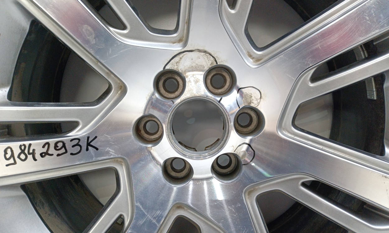 Диск колеса литой Cadillac Escalade 4 R22