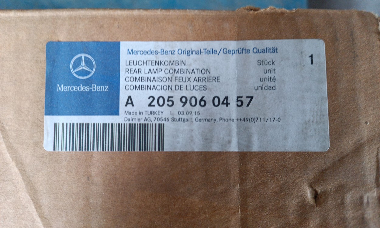 Фонарь задний правый Mercedes Benz C-klasse W205 Sedan