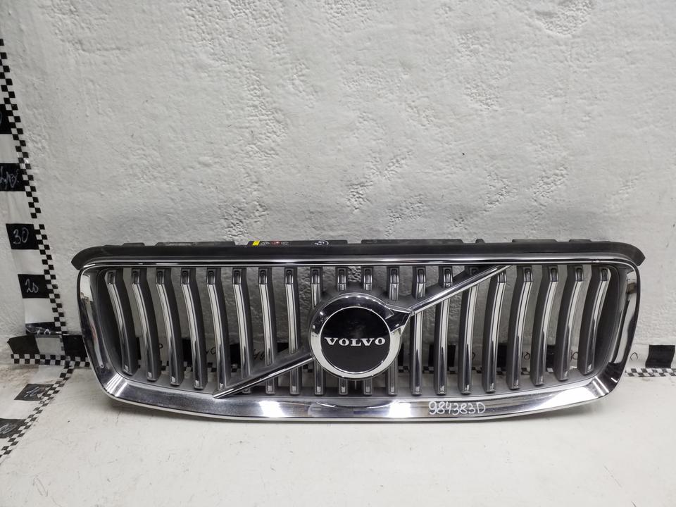 Решётка радиатора Volvo XC90 2 Restail