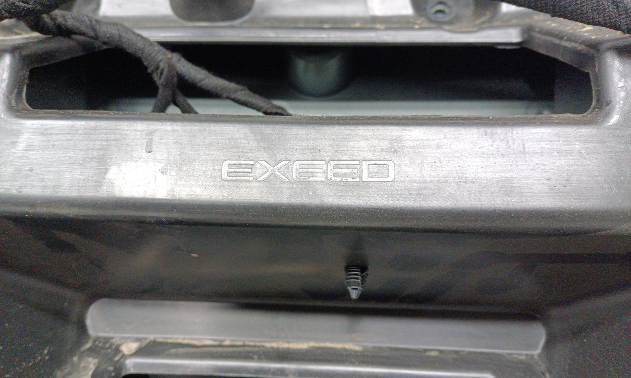 Крышка багажника Exeed RX
