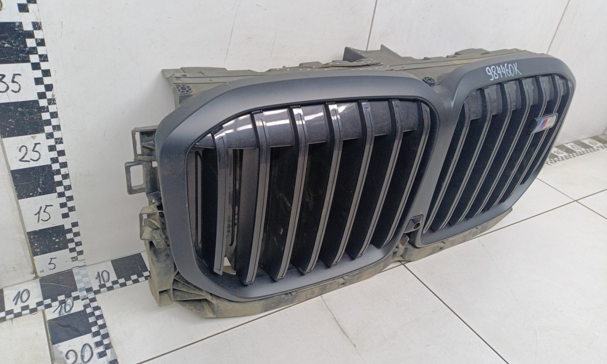 Жалюзи решетки радиатора BMW X7 G07 Restail M-Paket