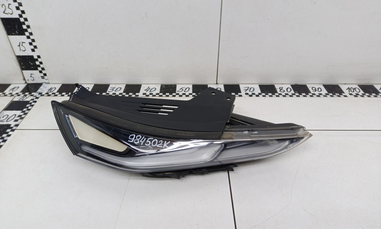 Фара ДХО передняя правая Hyundai Santa Fe 4 LED