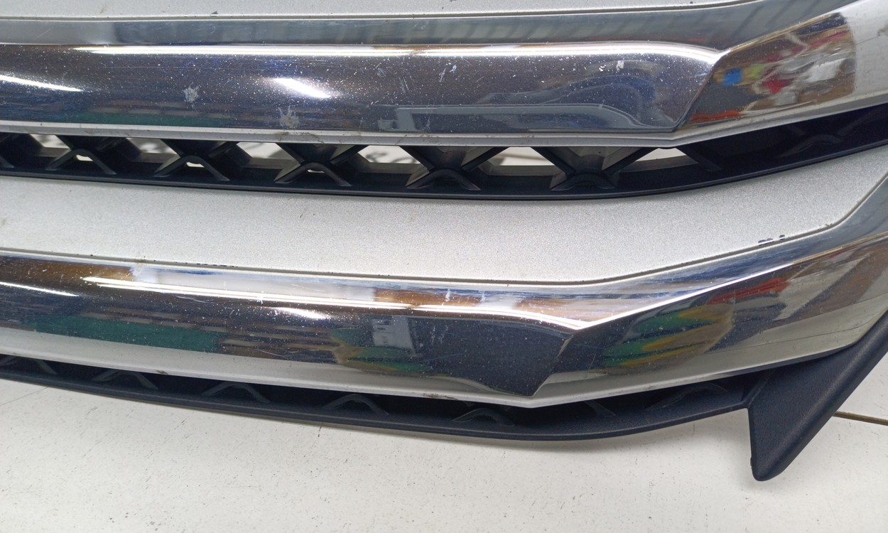 Решётка радиатора Mitsubishi Eclipse Cross