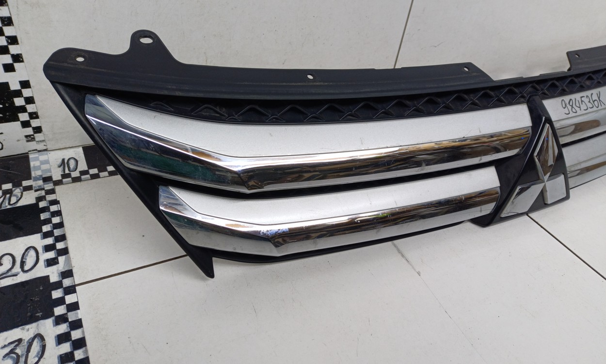 Решётка радиатора Mitsubishi Eclipse Cross