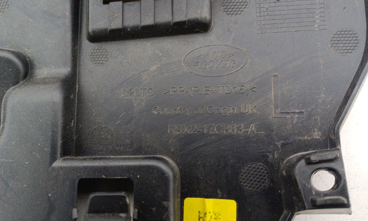 Кронштейн переднего бампера левый Land Rover Range Rover Sport 3