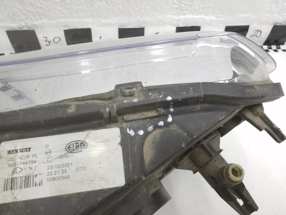 Фара передняя правая Renault Logan 1 Restail