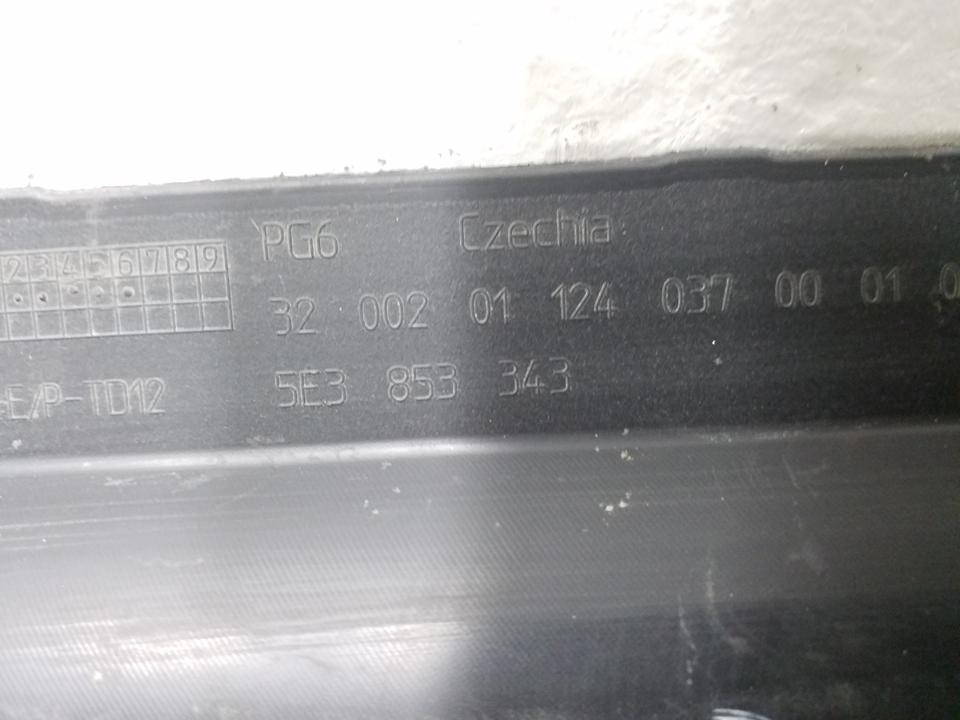 Накладка передней панели Skoda Octavia A8