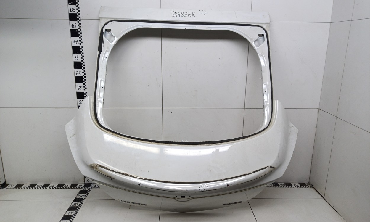 Крышка багажника Opel Insignia 1 Liftback