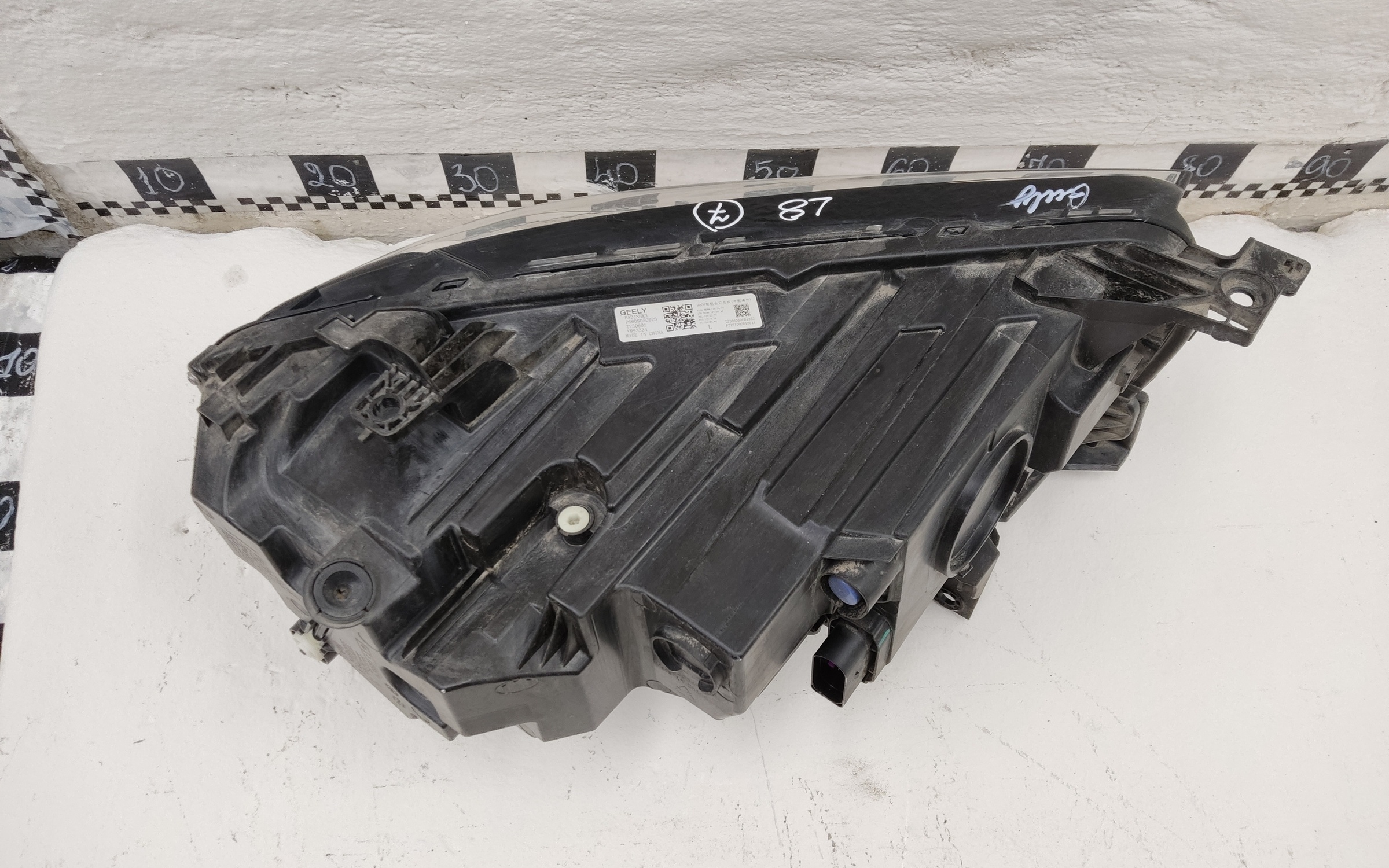 Фара передняя левая Geely Monjaro