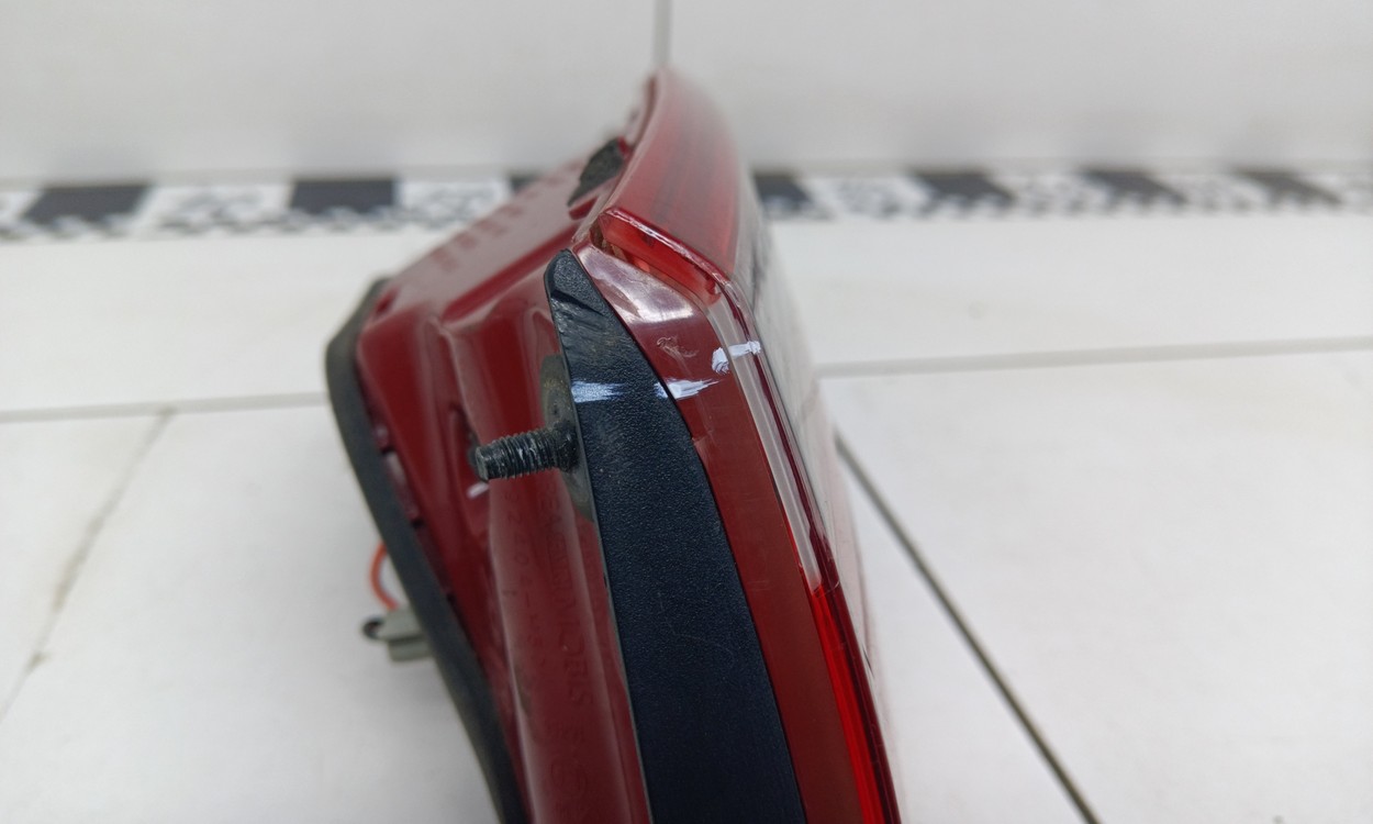 Фонарь задний правый внутренний Hyundai Solaris 2