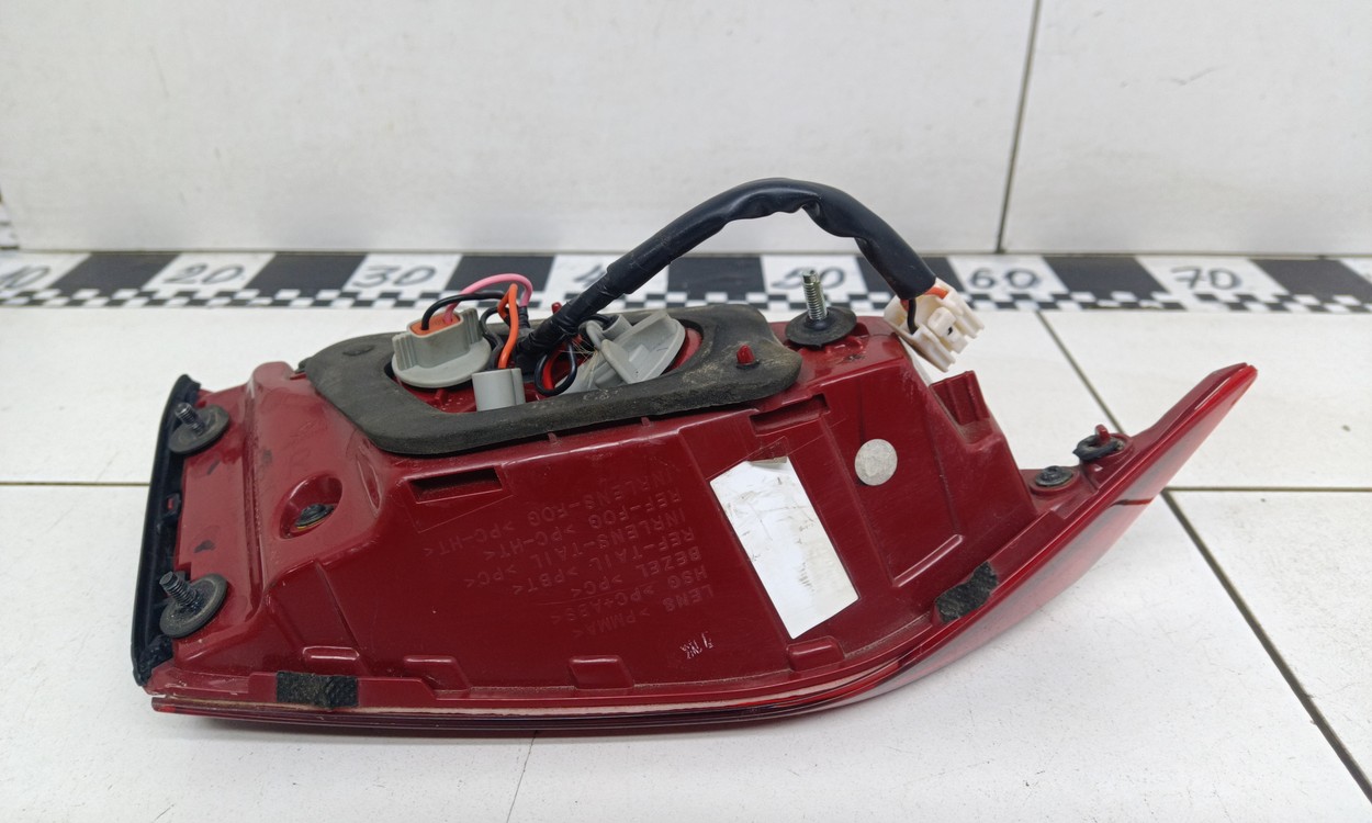 Фонарь задний правый внутренний Hyundai Solaris 2