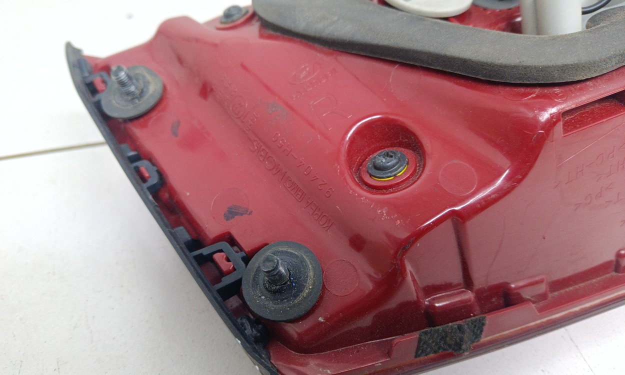 Фонарь задний правый внутренний Hyundai Solaris 2