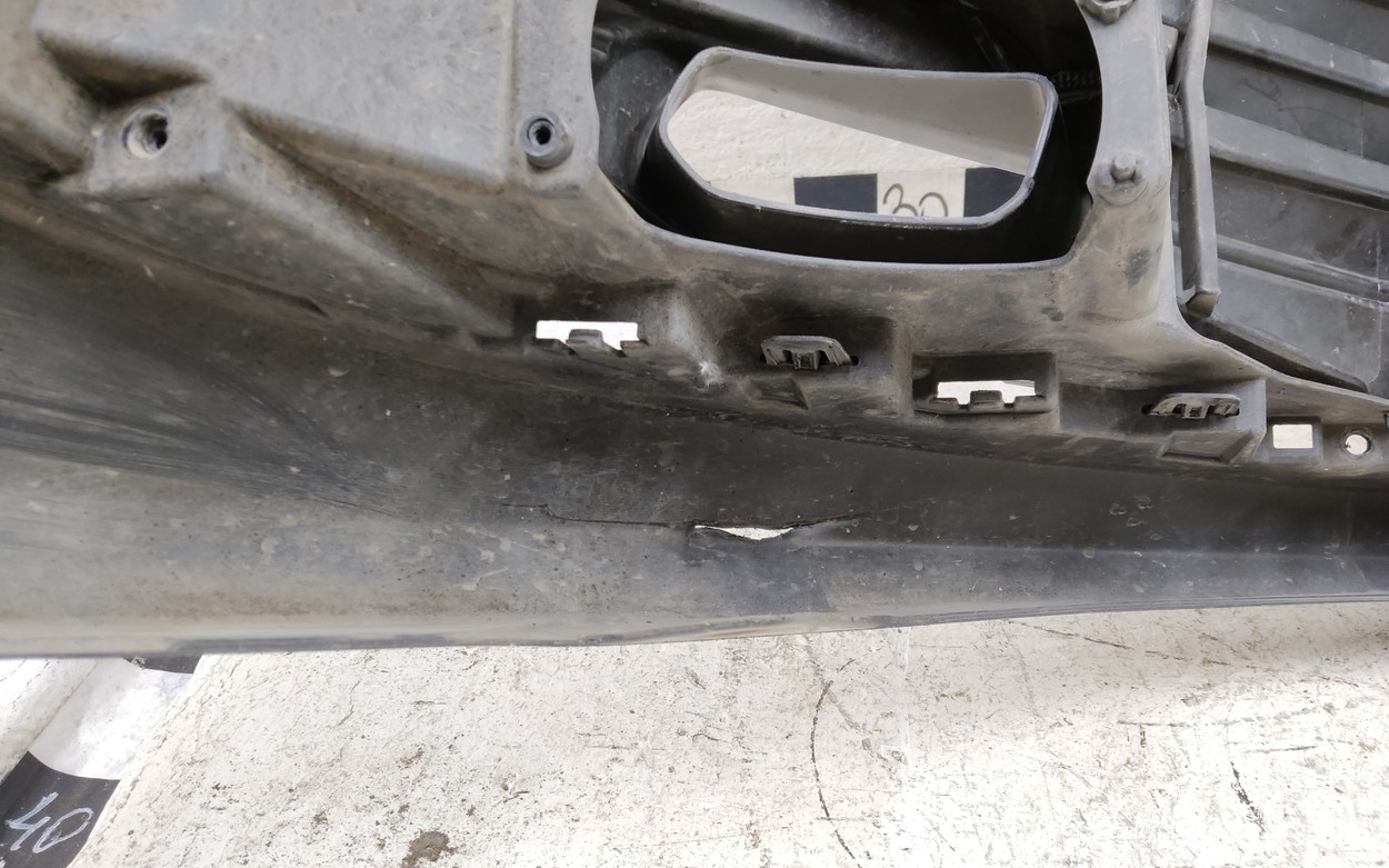 Бампер передний Toyota Camry V70 Restail