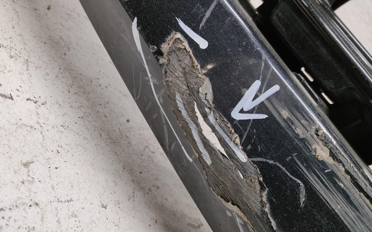 Бампер передний Toyota Camry V70 Restail