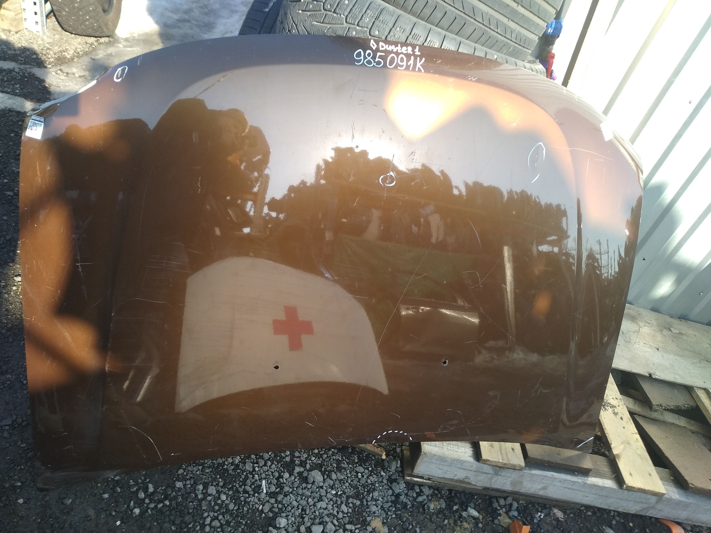 Капот Renault Duster 1