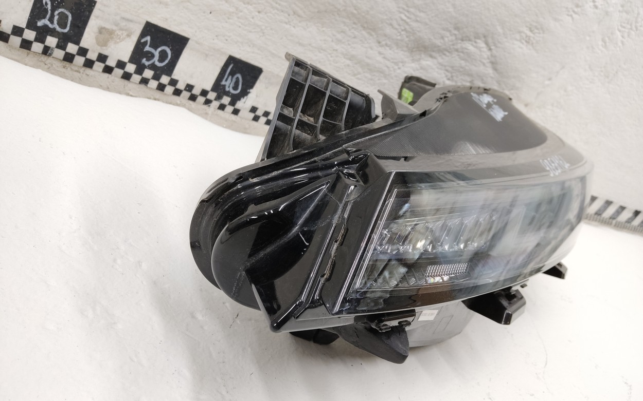 Фара передняя левая Changan Lamore LED