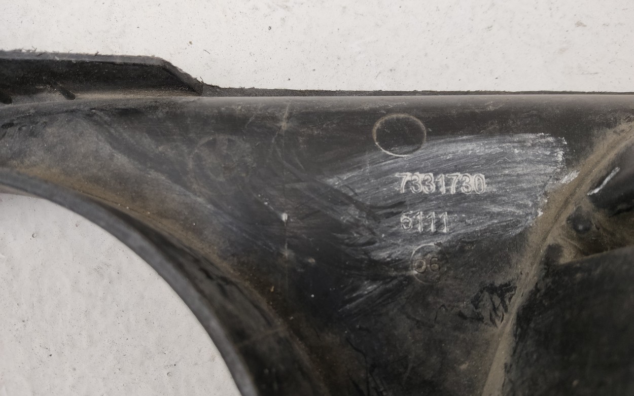 Рамка ПТФ передней правой BMW 5er F10 Restail