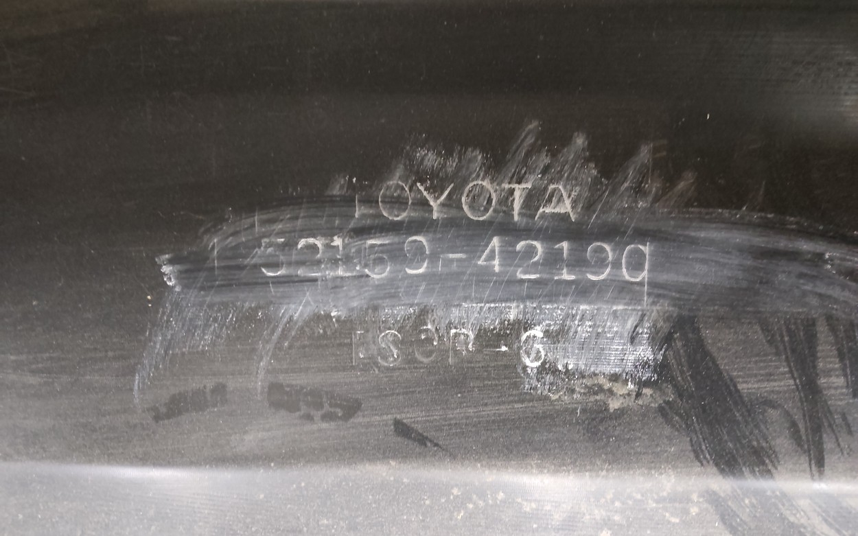 Бампер задний Toyota RAV4 CA40