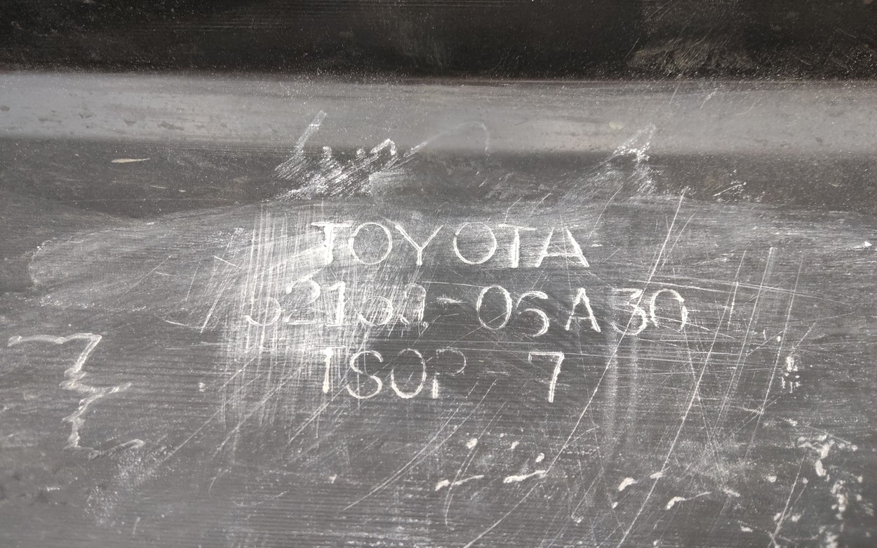 Бампер задний Toyota Camry V50 Restail