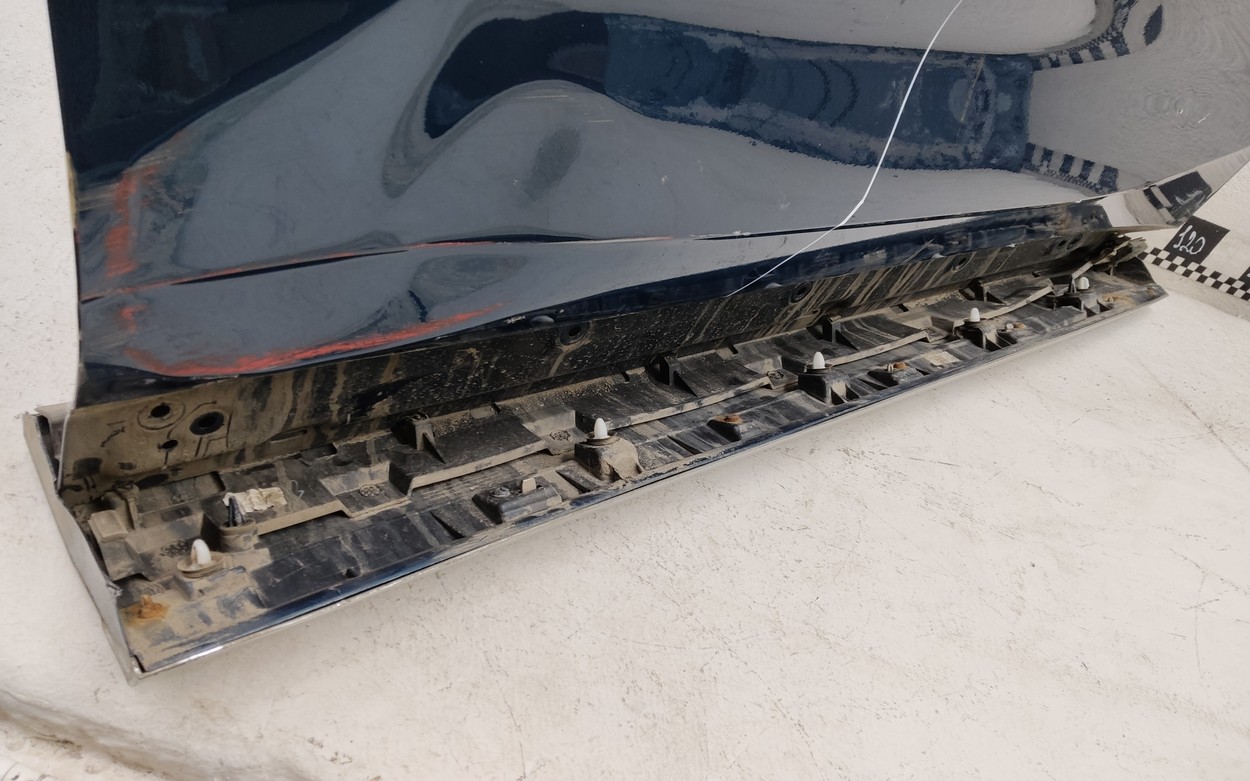 Дверь передняя правая Geely Monjaro
