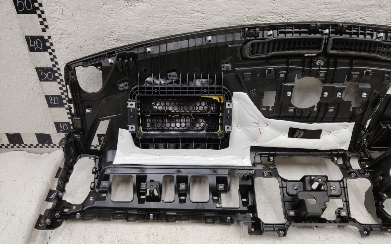 Торпедо KIA Sorento 4