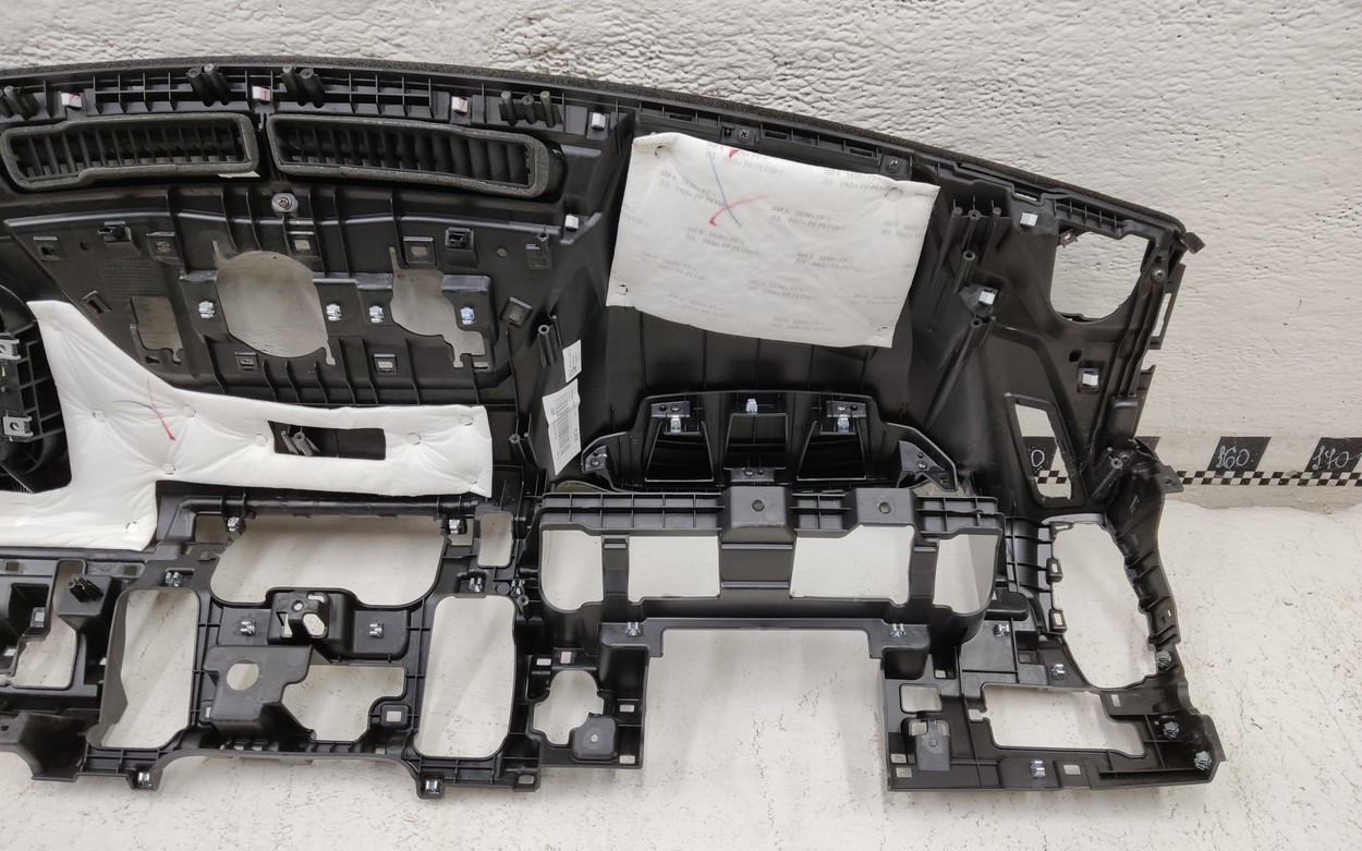 Торпедо KIA Sorento 4