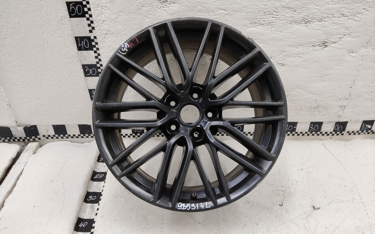 Диск колеса литой Genesis G70 R18