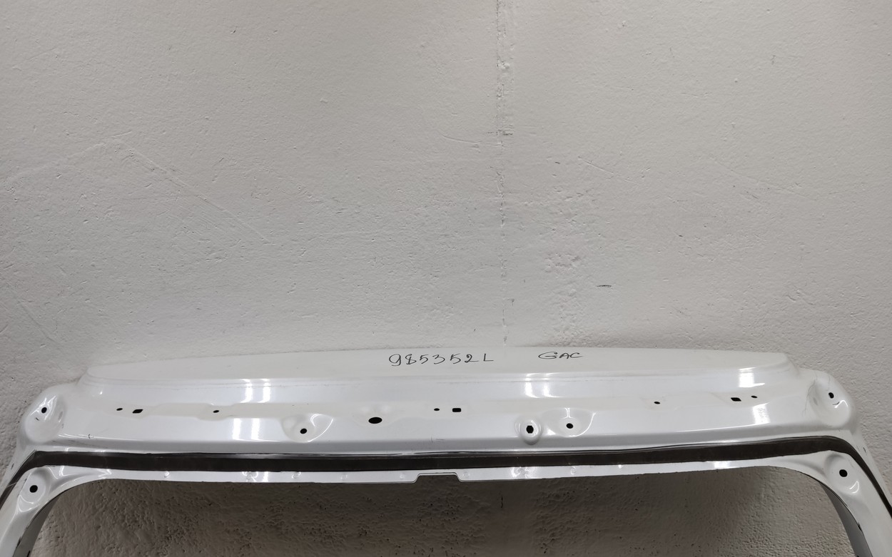 Крышка багажника GAC GS8 2