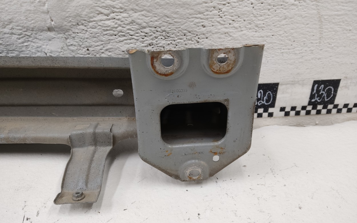 Усилитель заднего бампера Geely Tugella