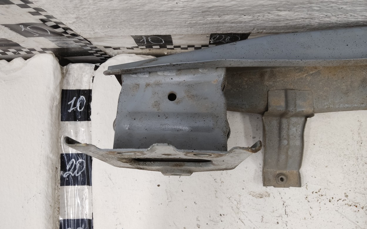 Усилитель заднего бампера Geely Tugella