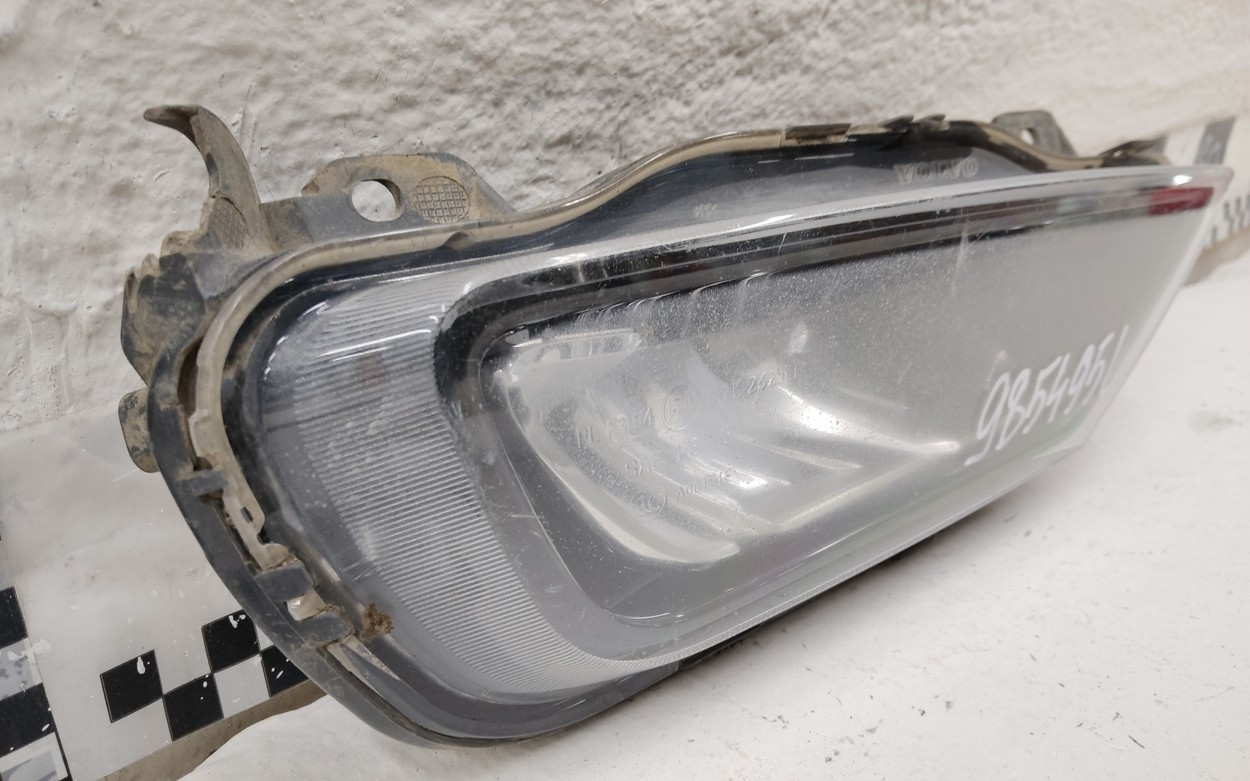Фара ПТФ передняя правая Volvo XC90 2 LED