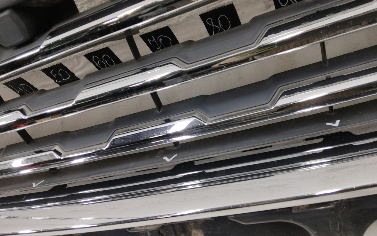Решётка радиатора Haval Jolion без камеры