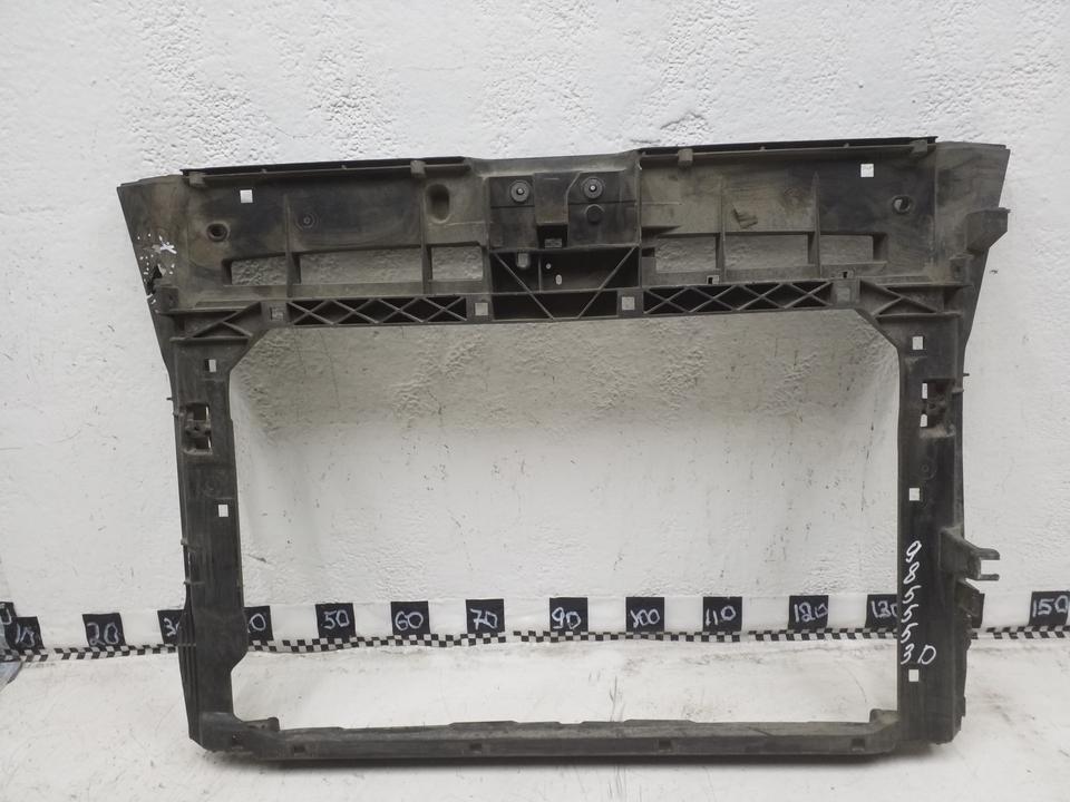 Панель передняя Skoda Karoq