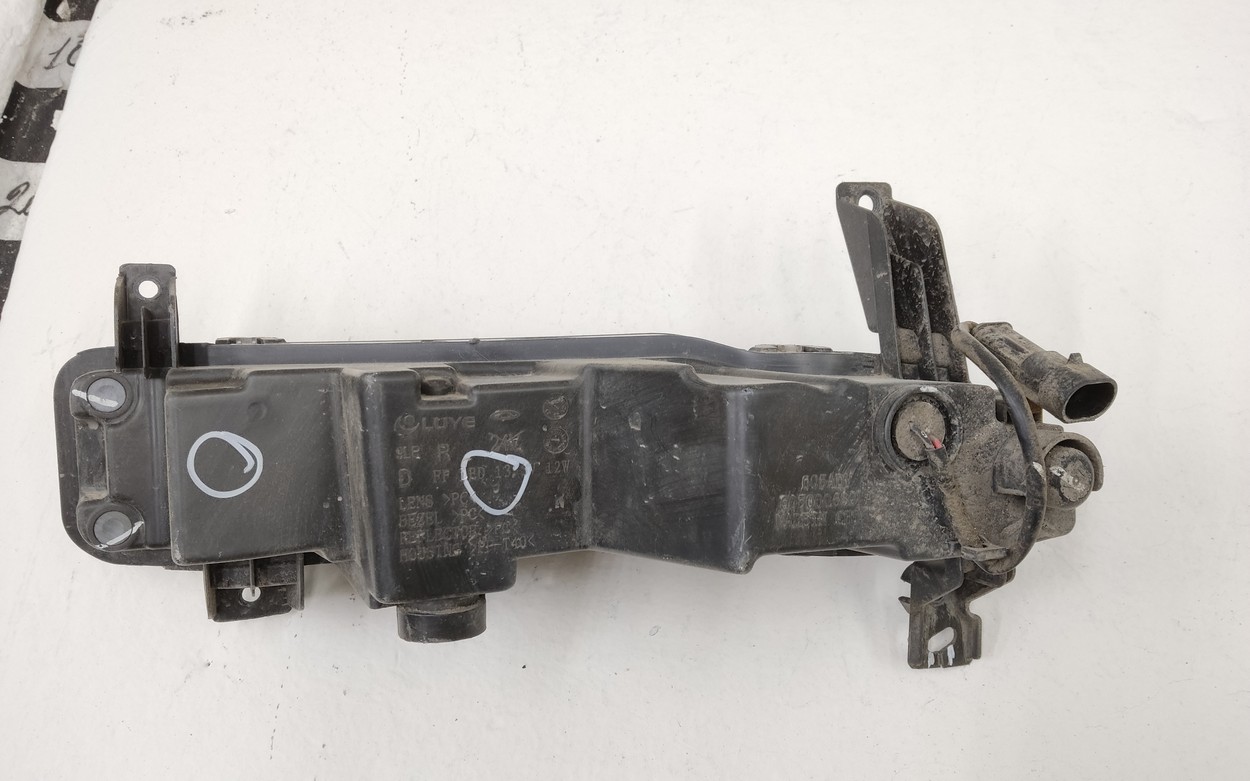 Фара ПТФ передняя правая Chery Tiggo 8 Pro LED