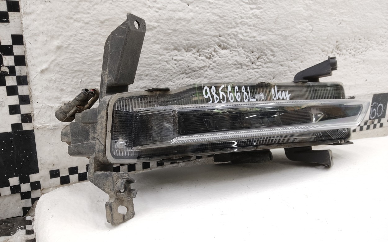 Фара ПТФ передняя правая Chery Tiggo 8 Pro LED