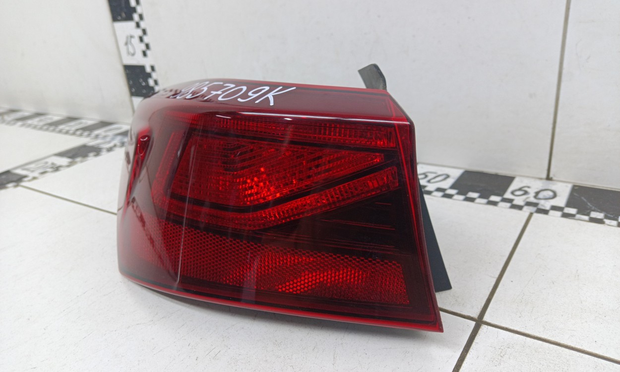 Фонарь задний левый наружный Kia Cerato 4