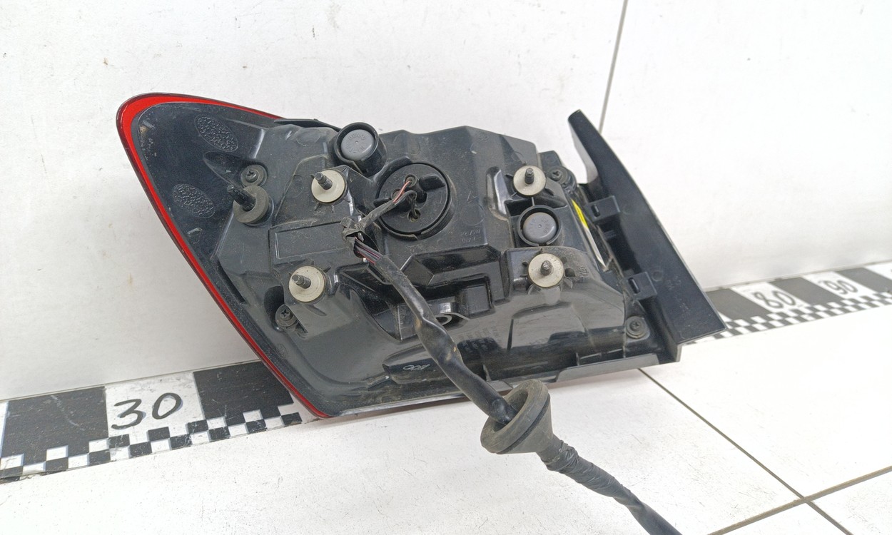 Фонарь задний правый внешний Kia Cerato 4