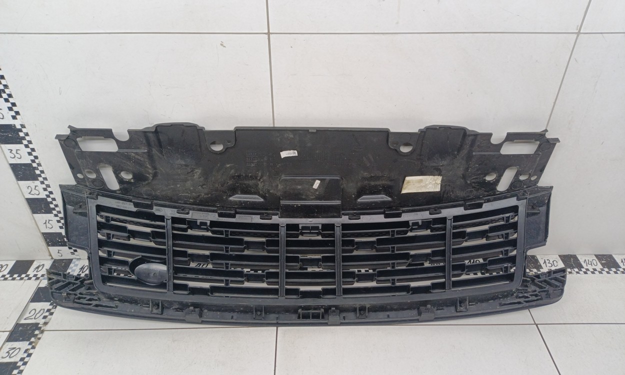 Решетка радиатора Land Rover Range Rover 5