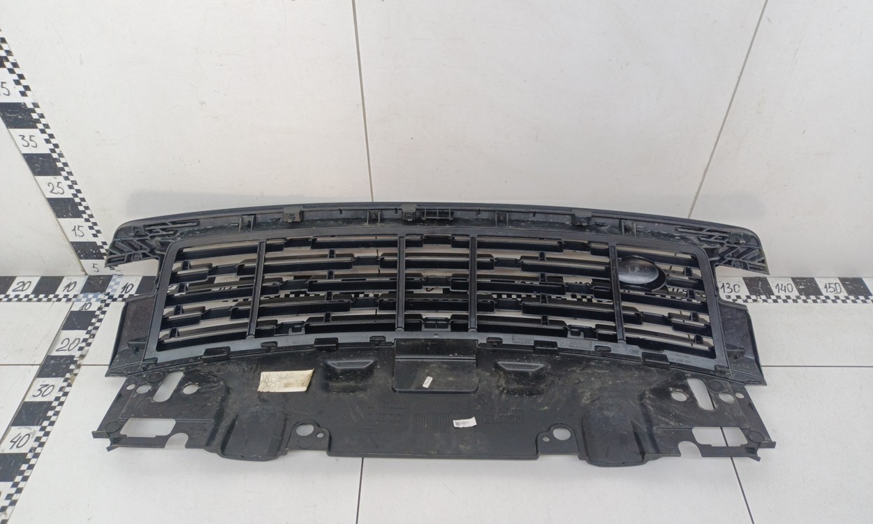 Решетка радиатора Land Rover Range Rover 5