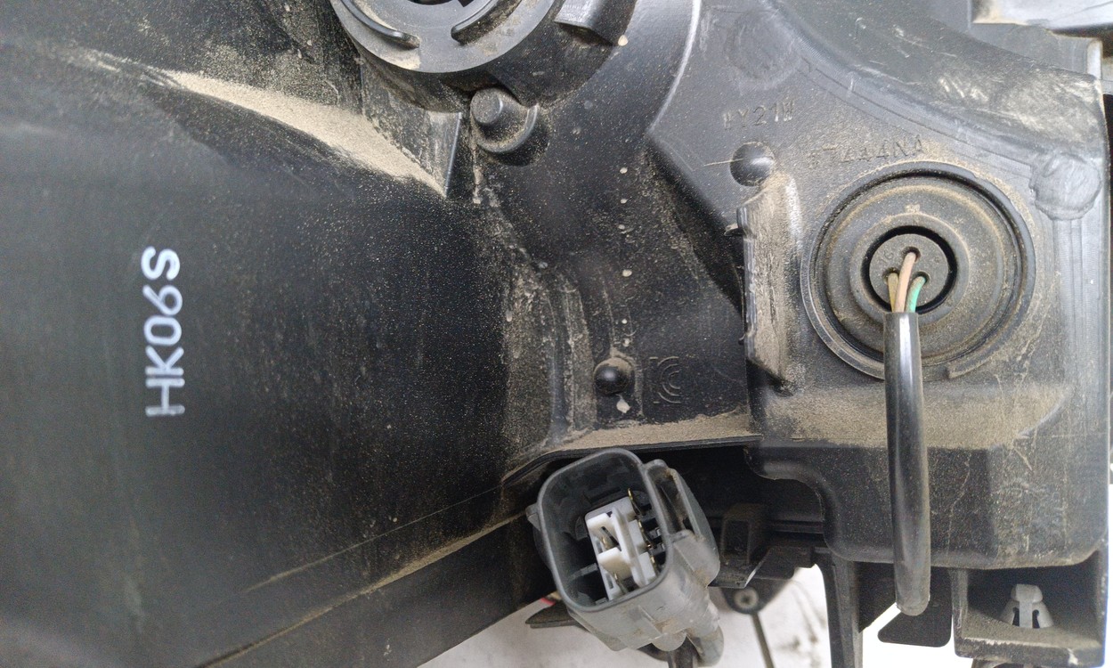 Фара передняя левая Toyota RAV4 CA40 Restail LED