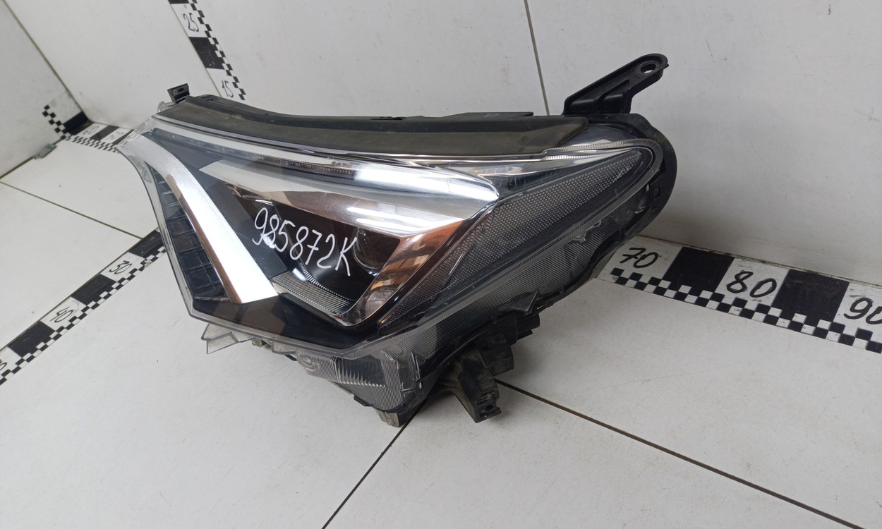 Фара передняя левая Toyota RAV4 CA40 Restail LED